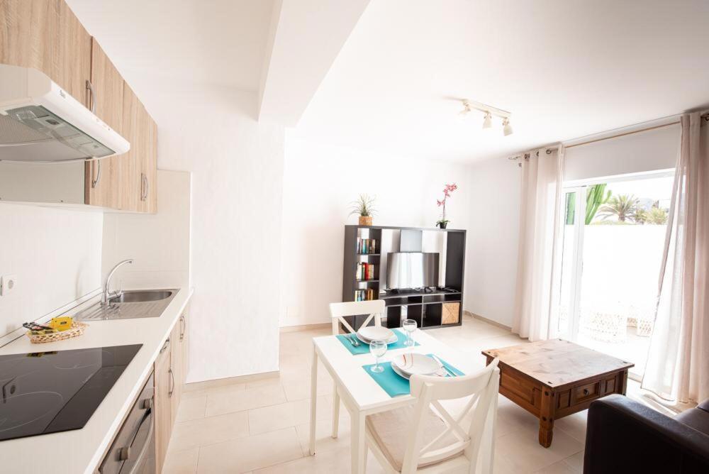 Apartment Luna Nudist Place Charco del Palo Bagian luar foto