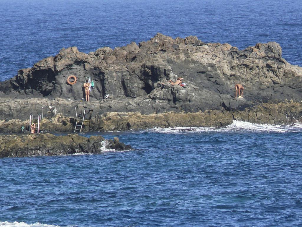 Apartment Luna Nudist Place Charco del Palo Bagian luar foto